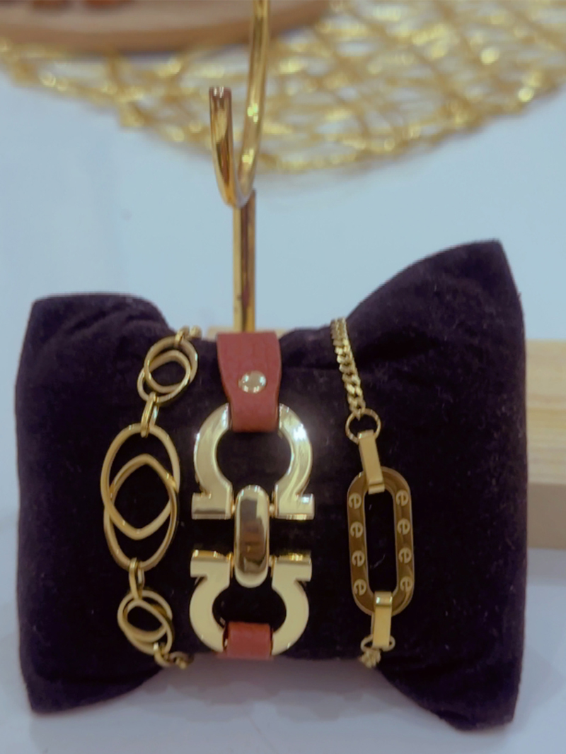 Coffret Équestre Cuir & Or