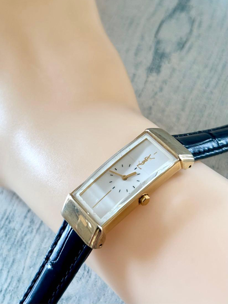 Montre Rectangulaire Vintage Bleu Nuit